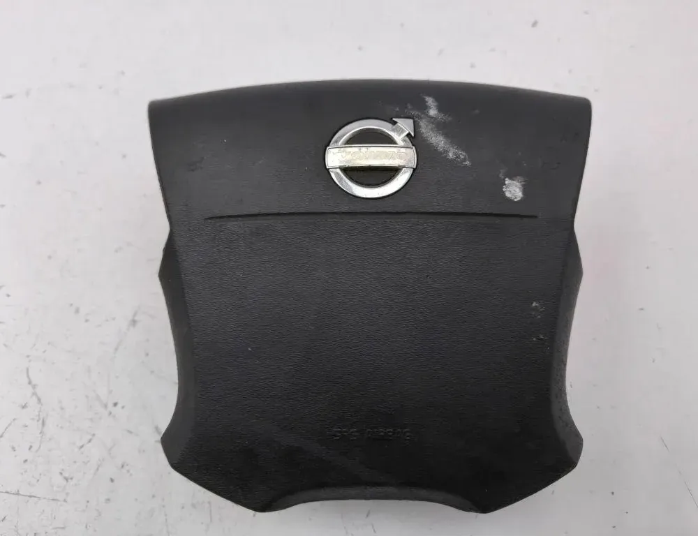 VOLVO V70 2 generation (2000-2008) Подушка безопасности руля P30721996 36130107