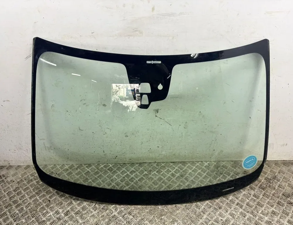 VOLVO XC60 1 generation (2008-2017) Front Windshield 34449388