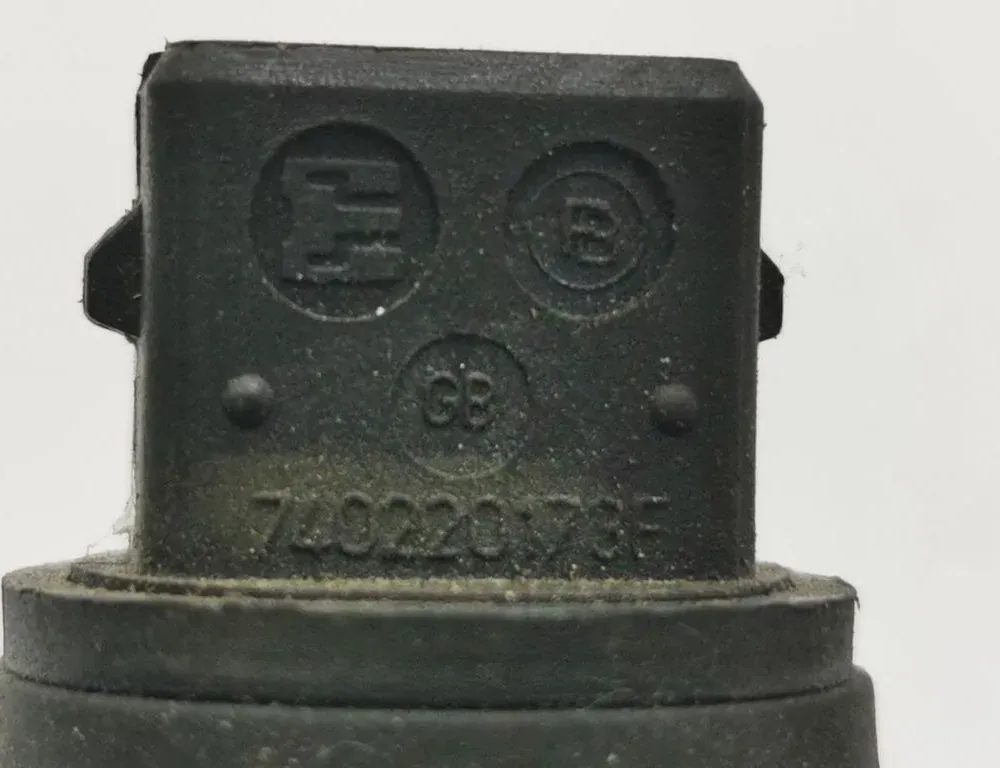 VOLKSWAGEN Passat B5 (1996-2005) Exhaust gas temperature sensor 4A0820539 34810424