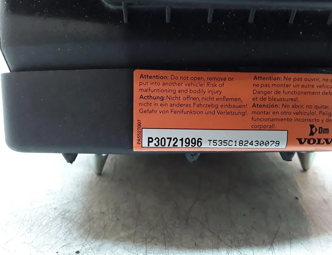 VOLVO V70 3 generation (2007-2020) Подушка безопасности руля P30721996 23587041