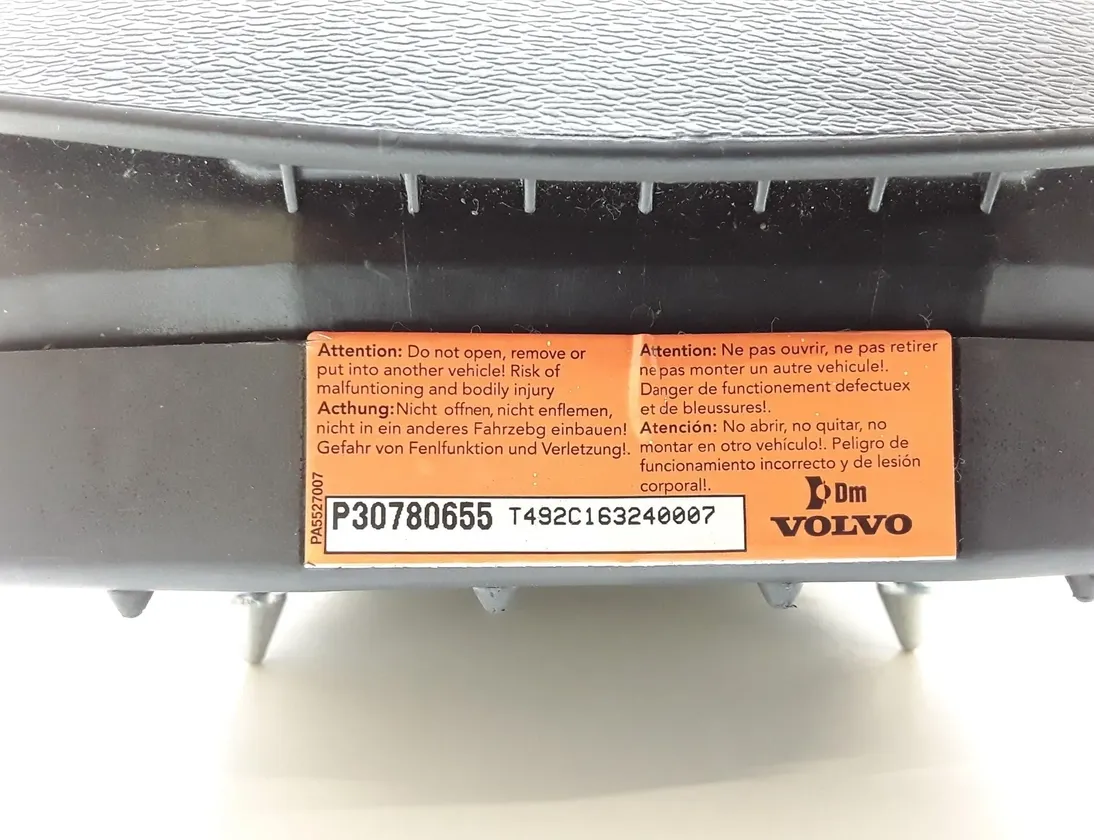 VOLVO S80 2 generation (2006-2020) Steering Wheel Airbag P30780655 23588642