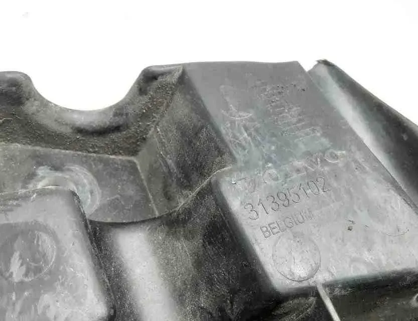 VOLVO V40 Cross Country 1 generation (2012-2020) Front Right Bumper Bracket 31395102 32654676
