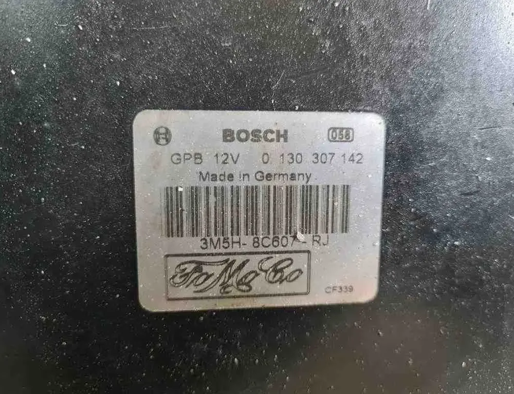 VOLVO V50 1 generation (2003-2012) Engine Cooling Fan Radiator 0130307142,3M5H8C607RJ 32655283