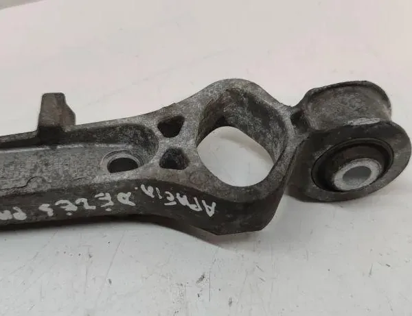 VOLVO V70 2 generation (2000-2008) Air Intake Tube 31702112 33328339