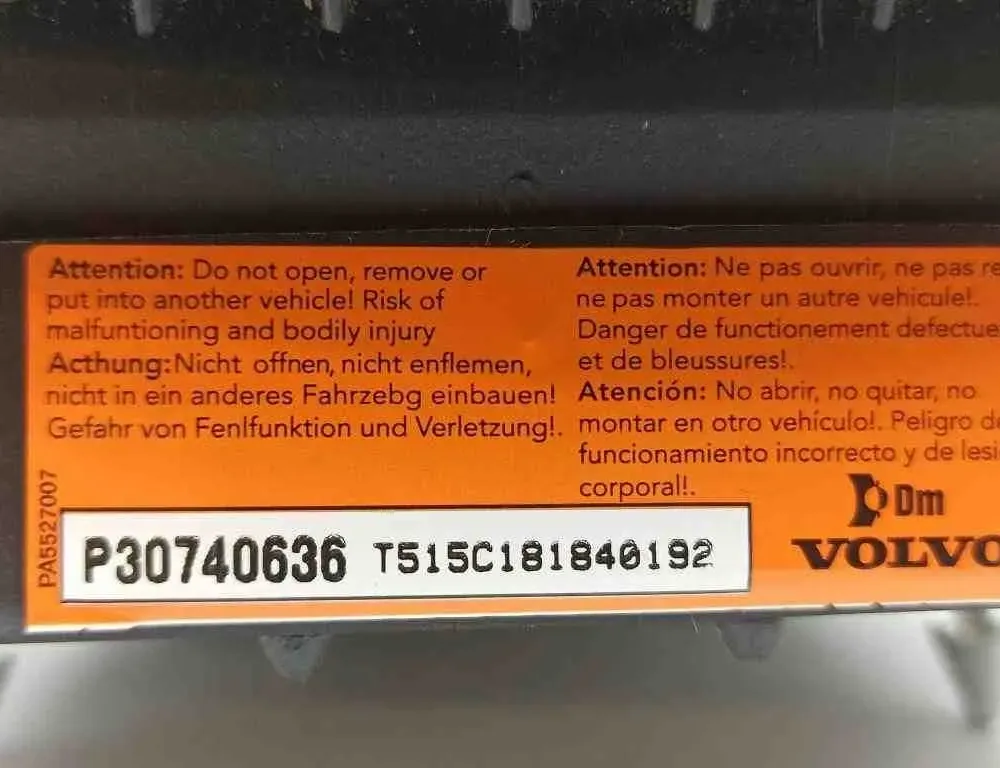 VOLVO XC60 1 generation (2008-2017) Steering Wheel Airbag P30740636,30740636,PA55270060 32703273