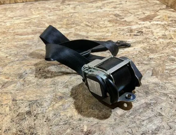 AUDI Q7 4L (2005-2015) Front Left Seatbelt 606728300,008R000 34564666