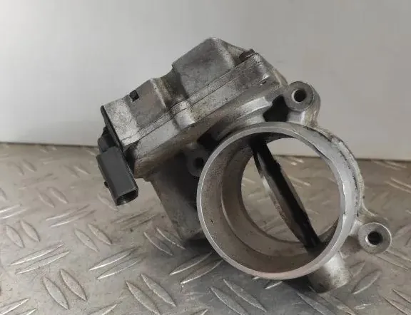 AUDI A6 C6/4F (2004-2011) Дроссельная заслонка 35956680