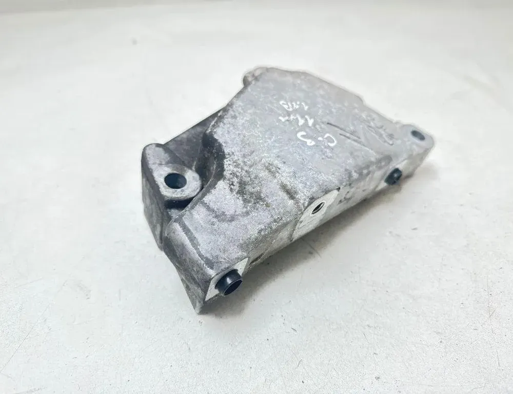 CITROËN C4 1 generation (2004-2011) Rear engine bracket 9680686080 31358822