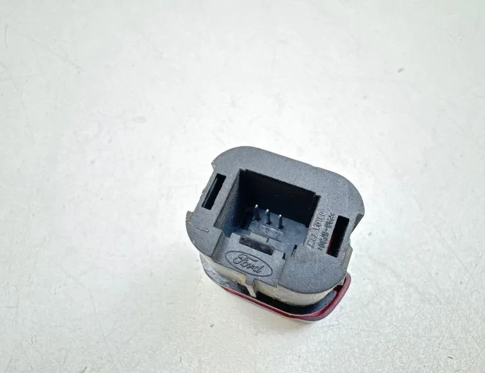 FORD Focus 2 generation (2004-2011) Hazard button 31375188