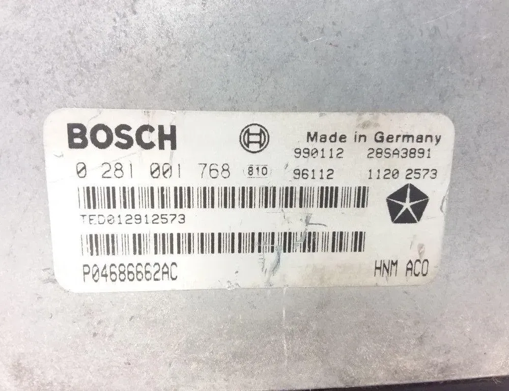 CHRYSLER Voyager 3 generation (1995-2001) Engine Control Unit ECU 0281001768,P04686662AC 31385631