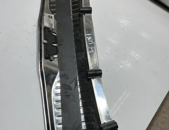 OPEL Astra H (2004-2014) Обделка замка багажника 13213589 33564308