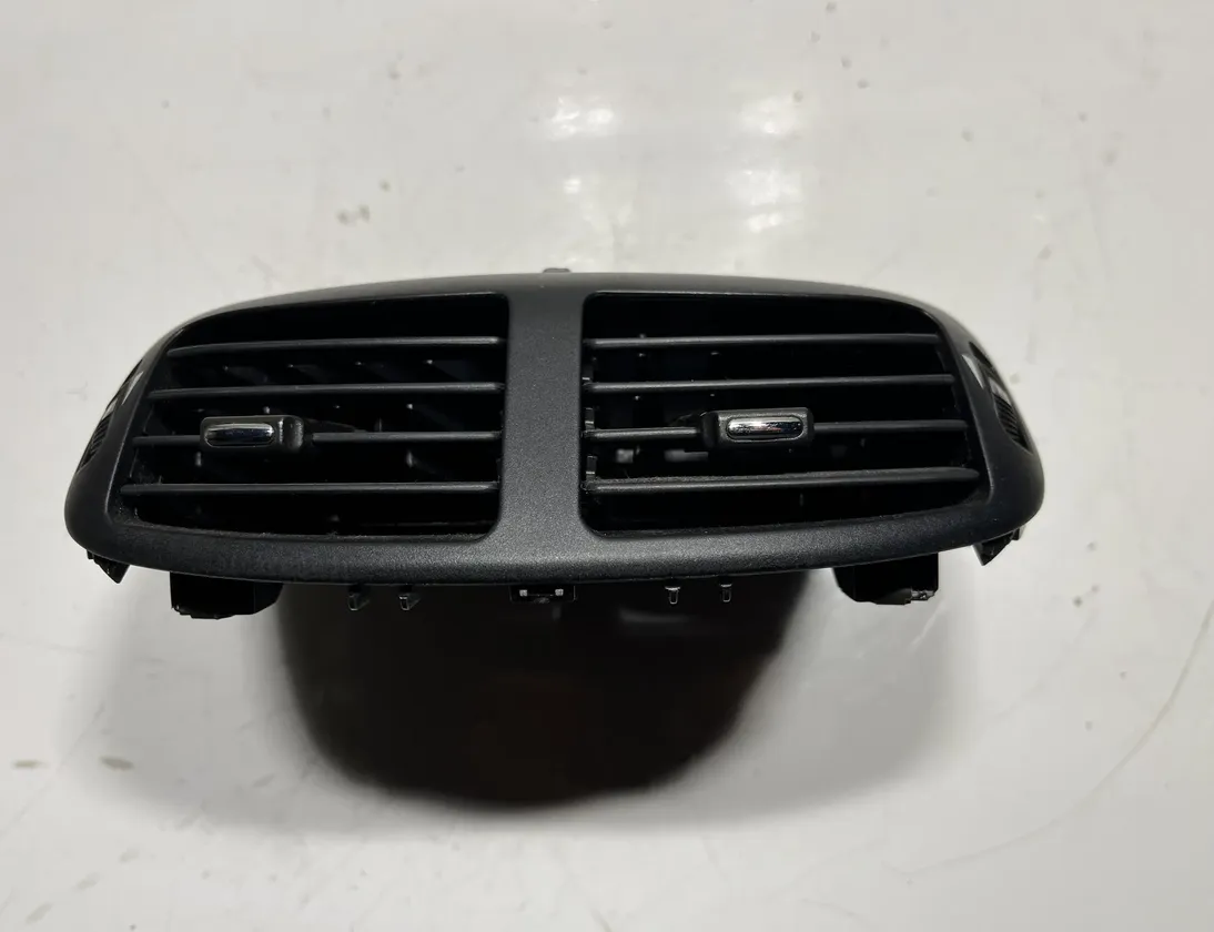 ALFA ROMEO 147 2 generation (2004-2010) Вентиляционные отверстия центральной консоли 225501 33795682