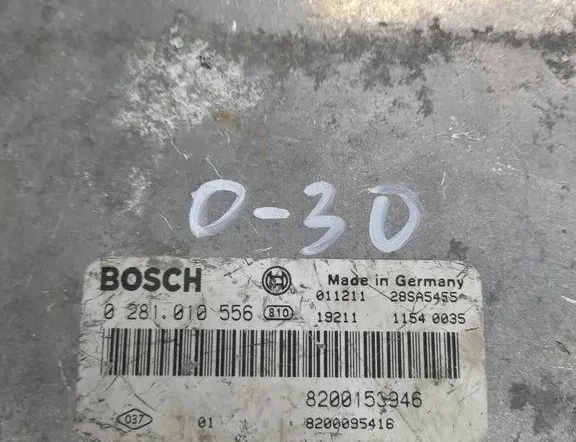 RENAULT Laguna 2 generation (2001-2007) Engine Control Unit ECU 8200153946,0281010556,8200095416 35553513