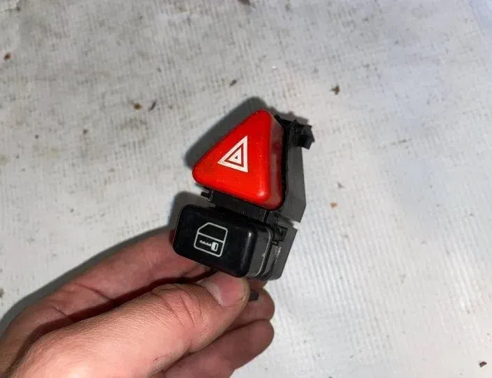 MERCEDES-BENZ A-Class W168 (1997-2004) кнопка опасности 1688201210,a1688201210 21491034