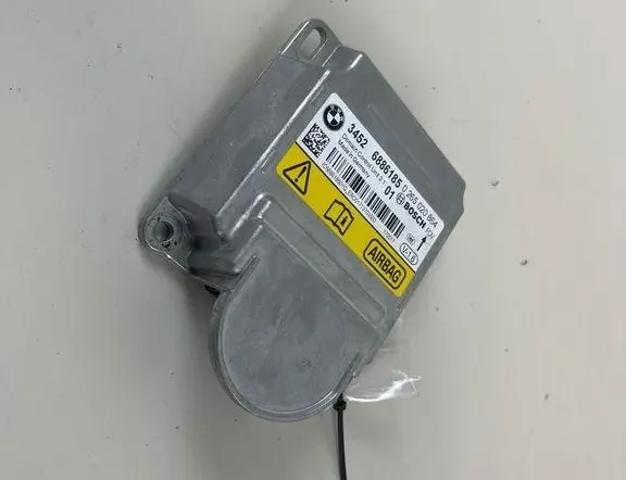 BMW 4 Series F32/F33/F36 (2013-2020) SRS Control Unit 6886185 33269643