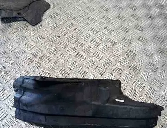 BMW 5 Series F10/F11 (2009-2017) Bonnet Insulation Panel 7188421,7204334,7204336,7211899,7211464,7211900 32456762