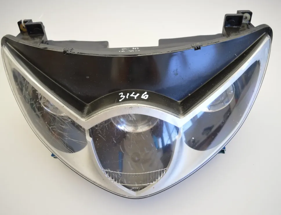 TRIUMPH SPRINT Front light headlight 1555478
