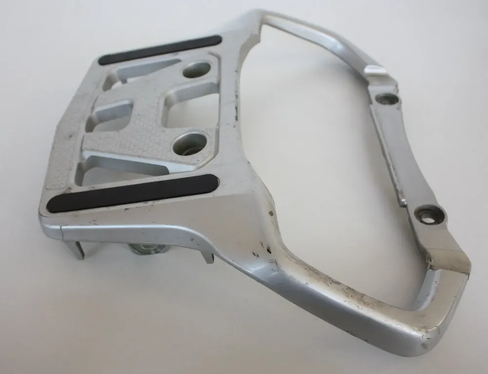 HONDA XL Luggage pad rack mounting bracket pa6-g45 1698916