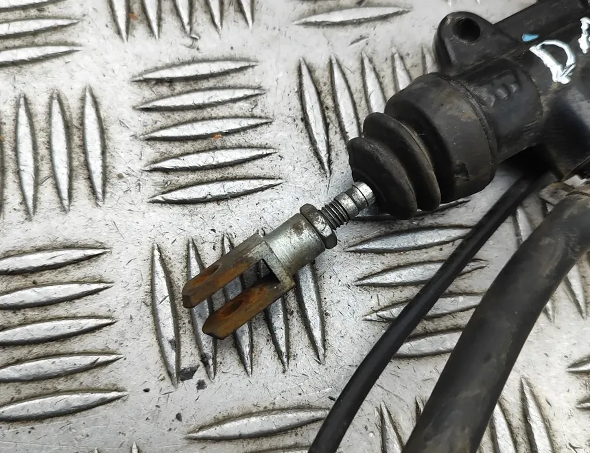 KTM DUKE Насос главного тормозного цилиндра заднего 33114331