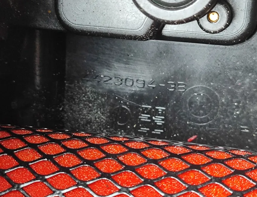 DUCATI STREETFIGHTER Air filter box 4423094-3B 33495425