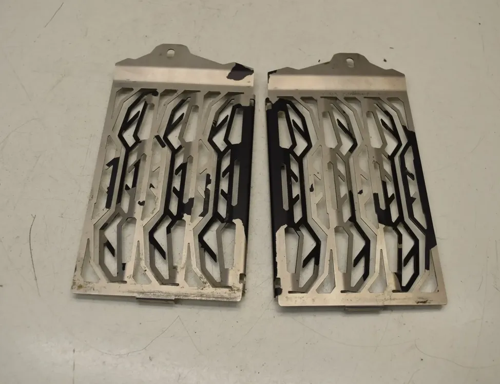 BMW R 1200 Cooling radiator grill 35217098