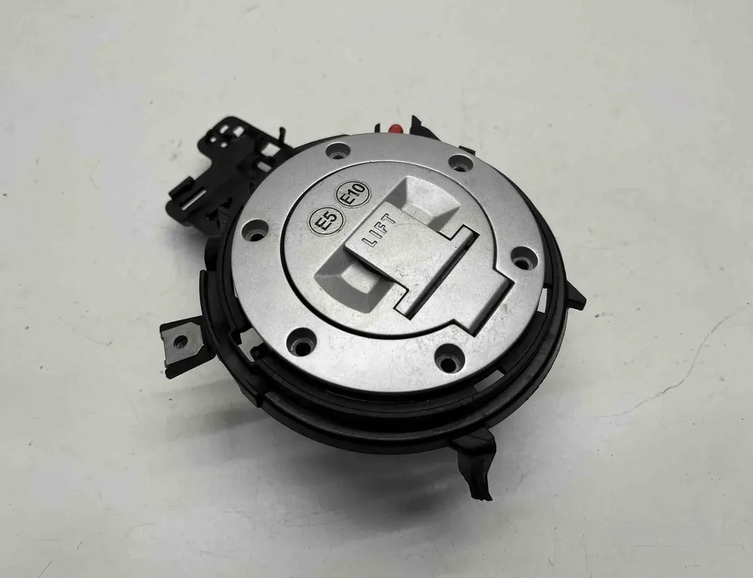 BMW S (2014-2019) Fuel cap cover lid 32551722