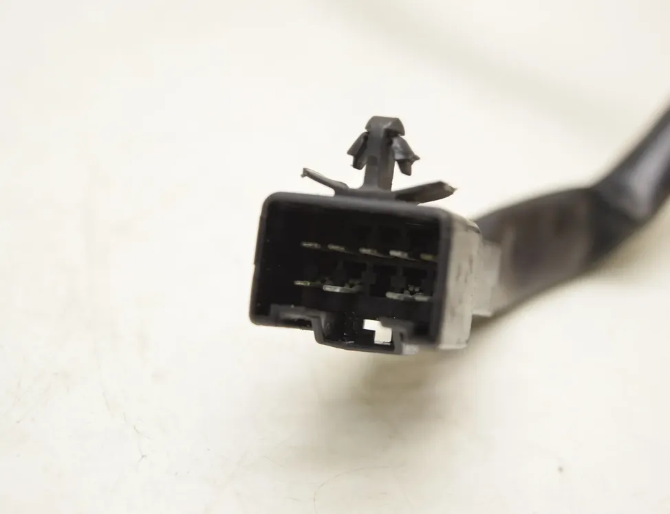 SUZUKI DL Правый боковой переключатель передач 33151741