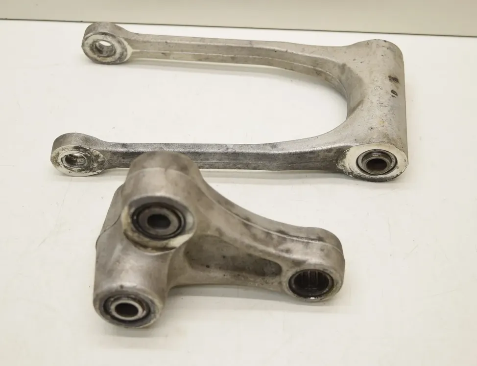 SUZUKI GSX-R Rear shock bottom linkage rod 33387523