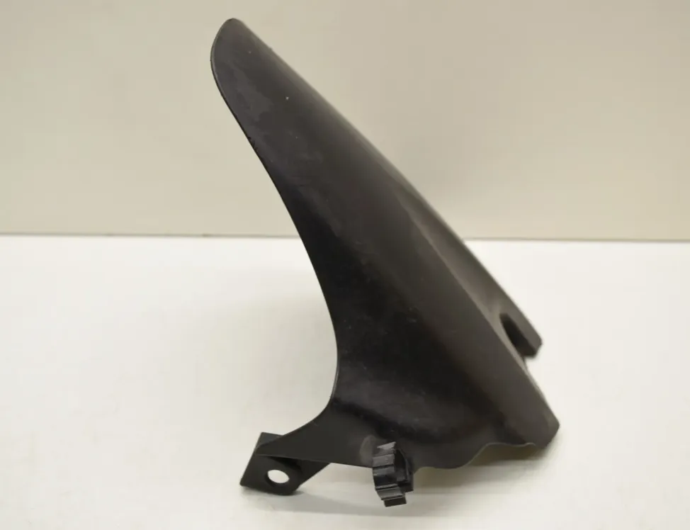 SUZUKI GSX-R Крыло обтекателя брызговика заднего колеса 63114-01H0 33388071