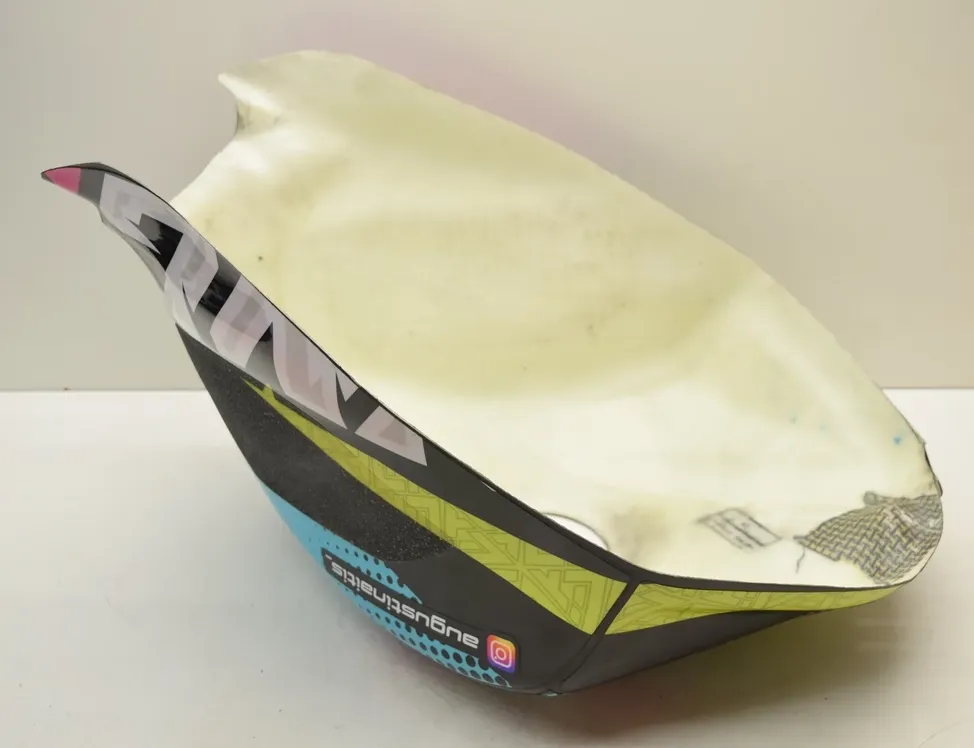 SUZUKI GSX-R Топливный бак 33393514