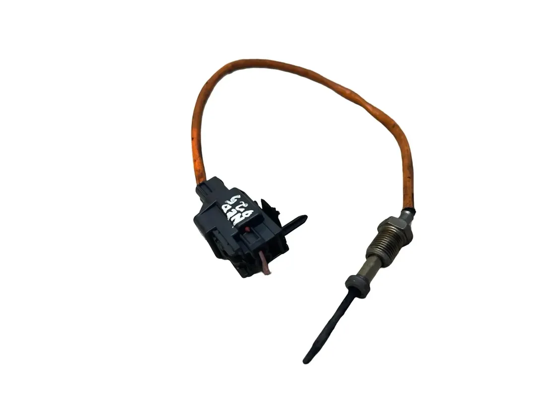 VOLVO V40 2 generation (2012-2020) Exhaust gas temperature sensor 6M5112B591EA 30154024