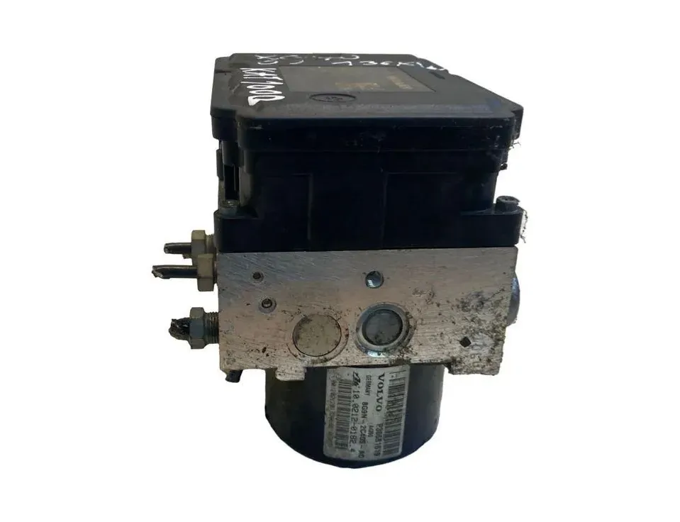 VOLVO XC70 2 generation (2000-2007) ABS Pump 30681619 33491673