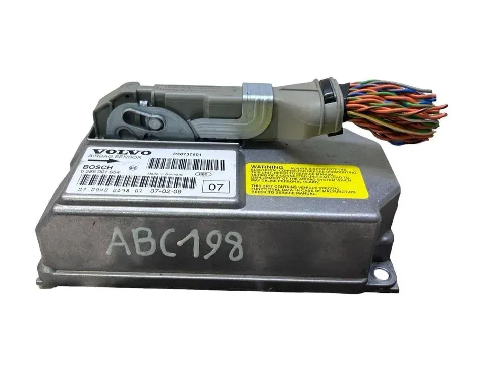 VOLVO XC90 1 generation (2002-2014) SRS Control Unit P30737501 35627126