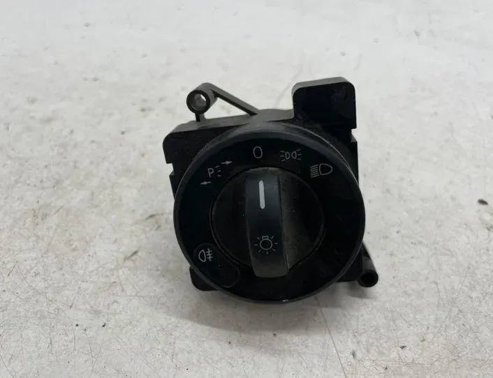 VOLKSWAGEN Crafter 1 generation (2006-2016) Headlight Switch Control Unit 9065450504 22165848