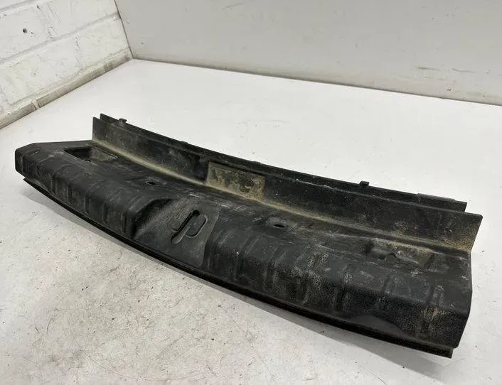 BMW 3 Series F30/F31 (2011-2020) Обделка замка багажника 7351650 22171864