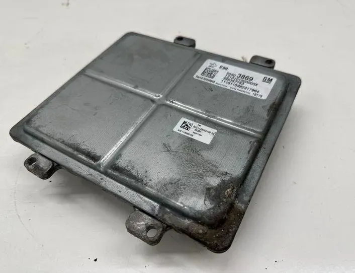 OPEL Astra K (2015-2021) Engine Control Unit ECU 55503869 22206079