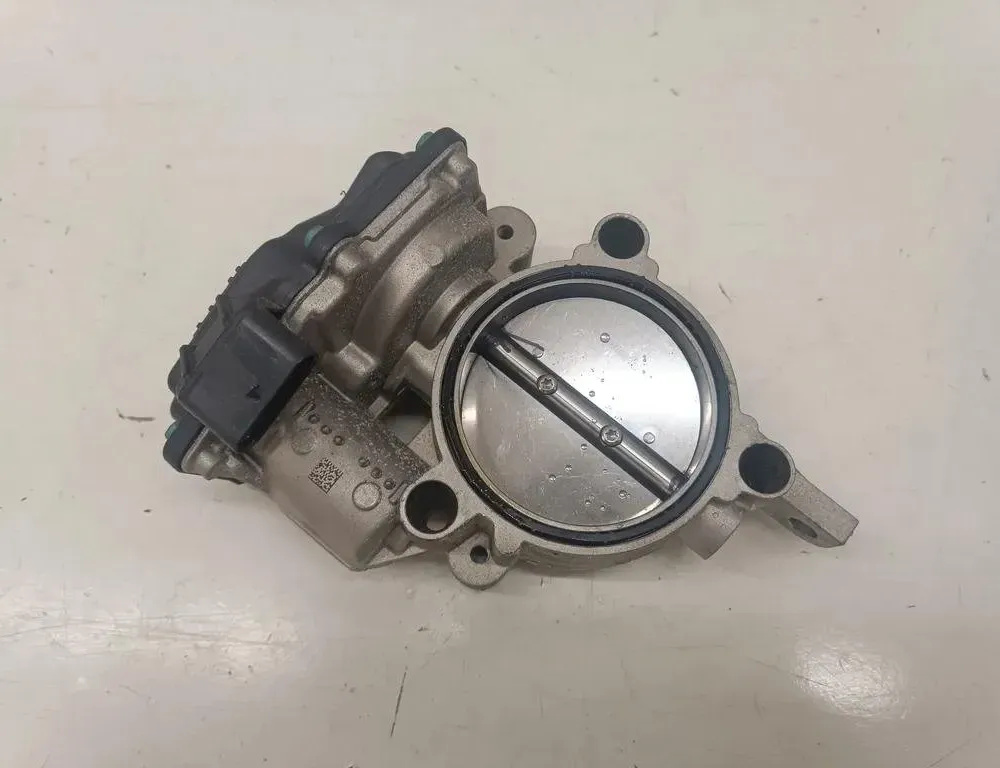 BMW 5 Series G30/G31 (2016-2023) Throttle Body 8623324 26763272