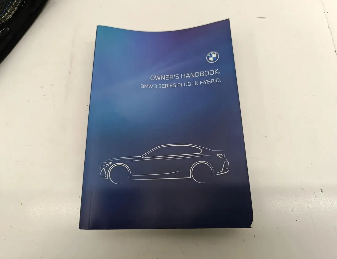 BMW 3 Series G20/G21/G28 (2018-2024) Manual Service Book 5A389F6 27485874