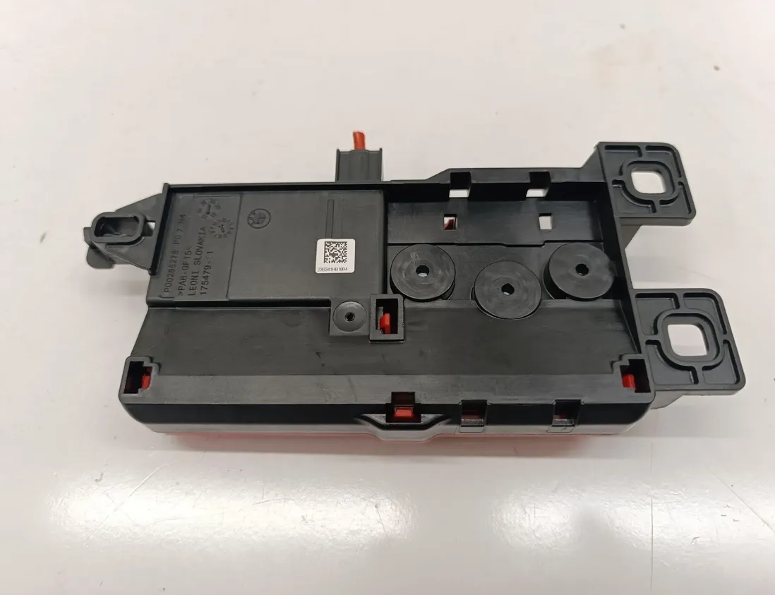BMW 3 Series G20/G21/G28 (2018-2024) Power Distribution Box 6994419 28261552