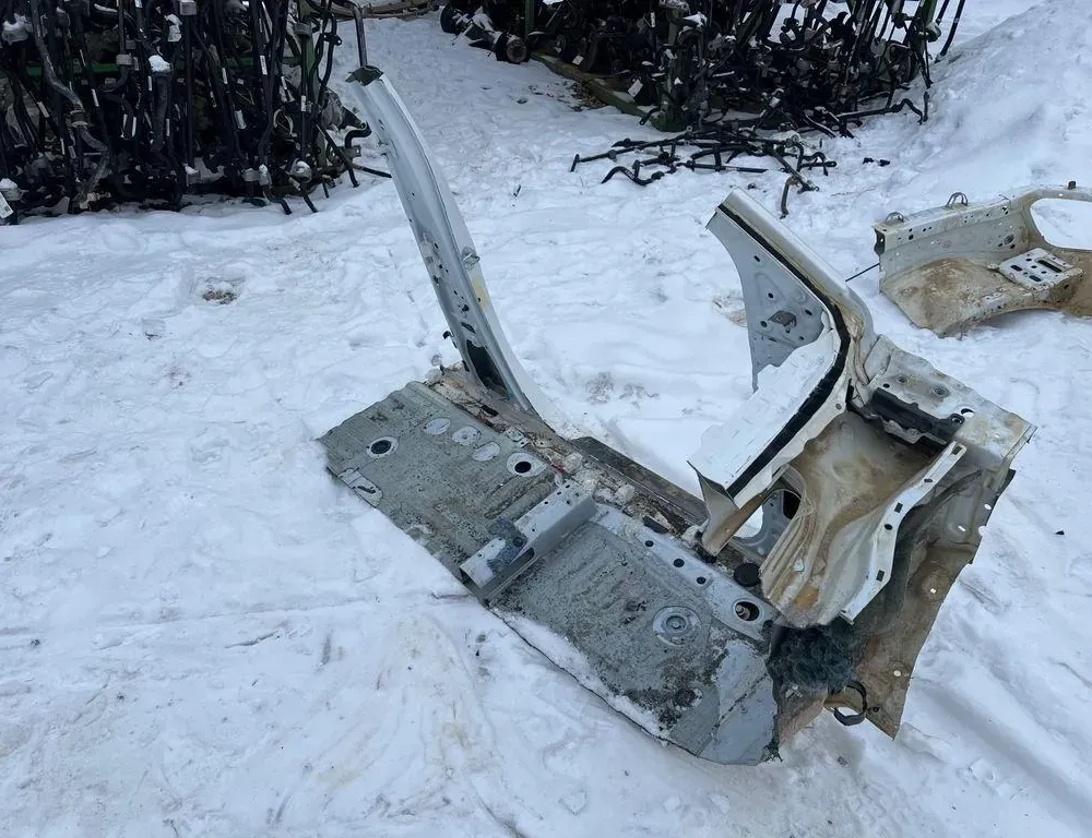 TOYOTA Hilux 8 generation (2015-2024) Front left quarter 34058759