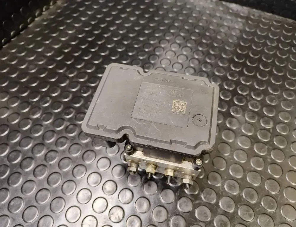 LAND ROVER Freelander 2 generation (2006-2015) ABS Pump 000007577D1 33171567