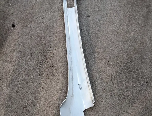 MAN TGL (2005-present) Лобовое стекло Правая вертикальная отделка 81624100124,81624100128,Ip1099 33359929