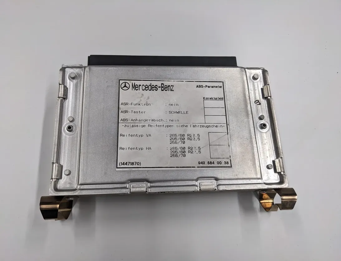 MERCEDES-BENZ ACTROS (1996-2002) ABS control unit A0004463714,0004463714,9425840038,0486104032,Ip1146 33567961