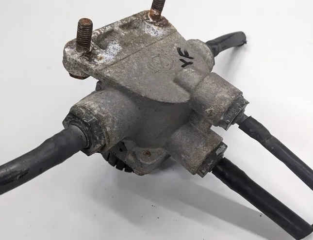 DAF XF 105 (2005-present) Air valve AC577AF,K105481,1927394,Ip1155 33924743