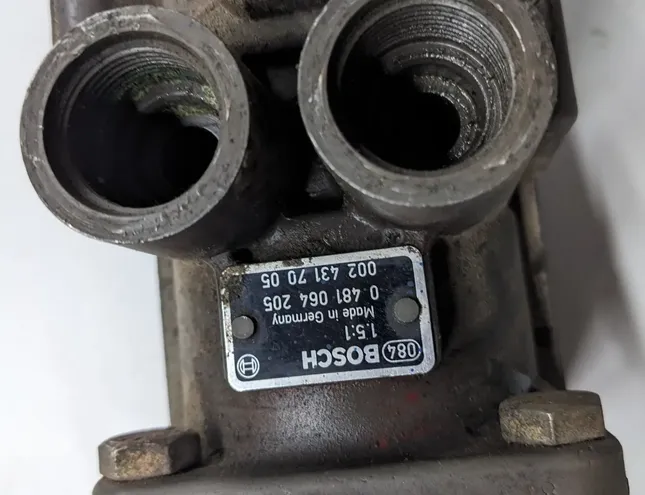 MERCEDES-BENZ LK/LN2 (1984-1998) Main brake valve 0481064205,0024317005,0024318105,0024318805,Ip1203 34218582