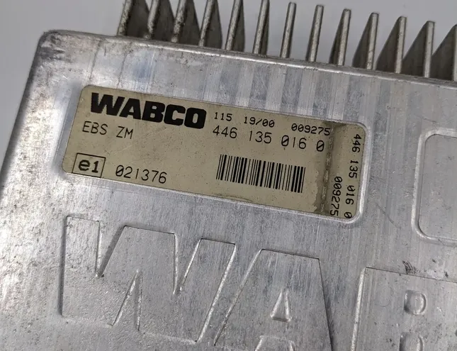 IVECO EuroTech MH (1998-present) Блок управления ЕЦУ EBS7 4461350160,021376,Ip1209 34235081