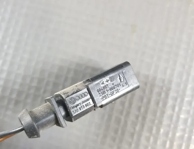 SKODA Octavia 3 generation (2013-2020) Windscreen Nozzle Jet 1J0973802,1Z0955986 26386420