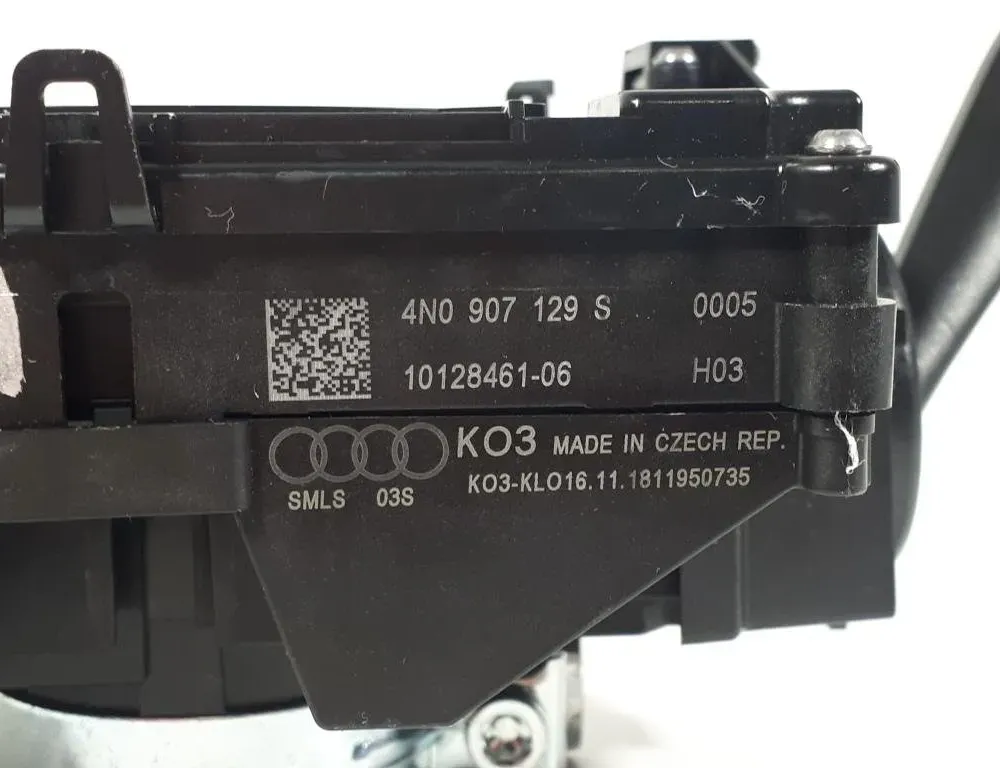 AUDI A4 B9/8W (2015-2024) Подрулевой переключатель 4N0907129S 31207119