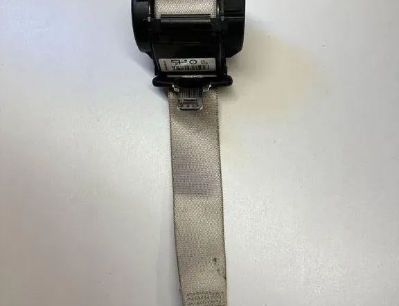 BMW 2 Series F22/F23 (2013-2020) Rear Middle Seatbelt 618642004b 34704874