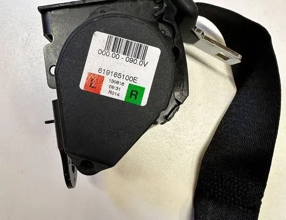 BMW 2 Series F22/F23 (2013-2020) Rear Middle Seatbelt 618642004b 34704870
